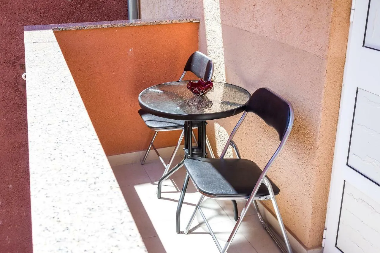 Apartment Simoni Zd Zadar
