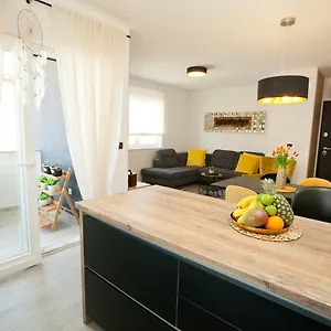 Luxury Eva Apartamento